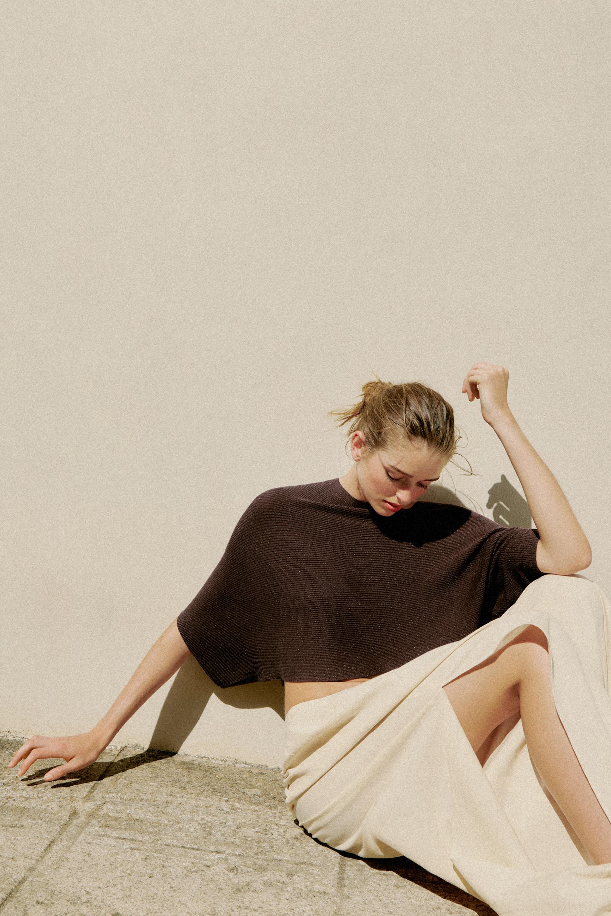 CROPPED CAPE JUMPER